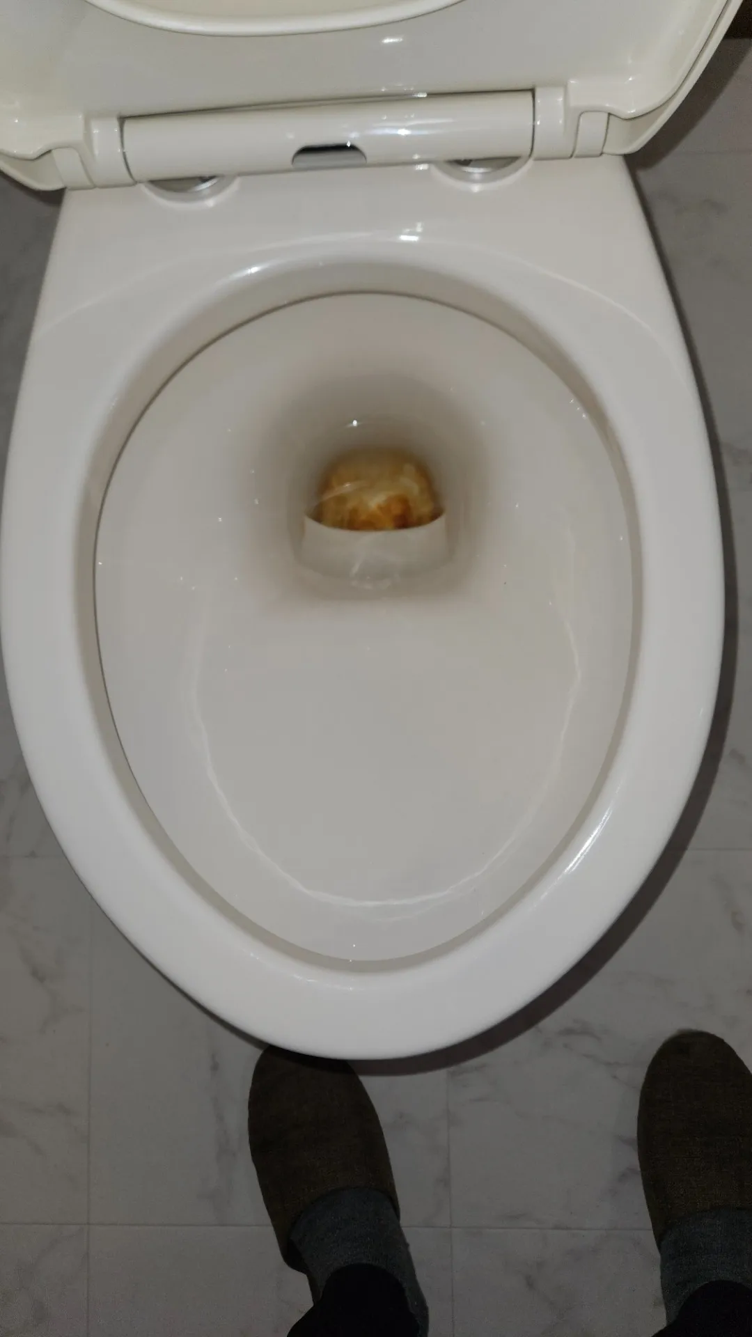 トイレの水垢汚れ皆さん大丈夫ですか?